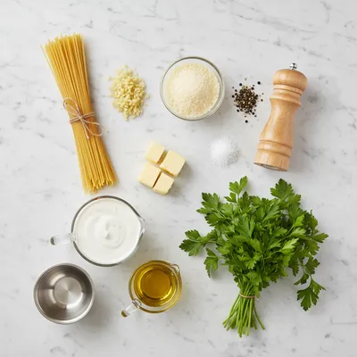 Creamy Garlic Parmesan Spaghetti - cooking process